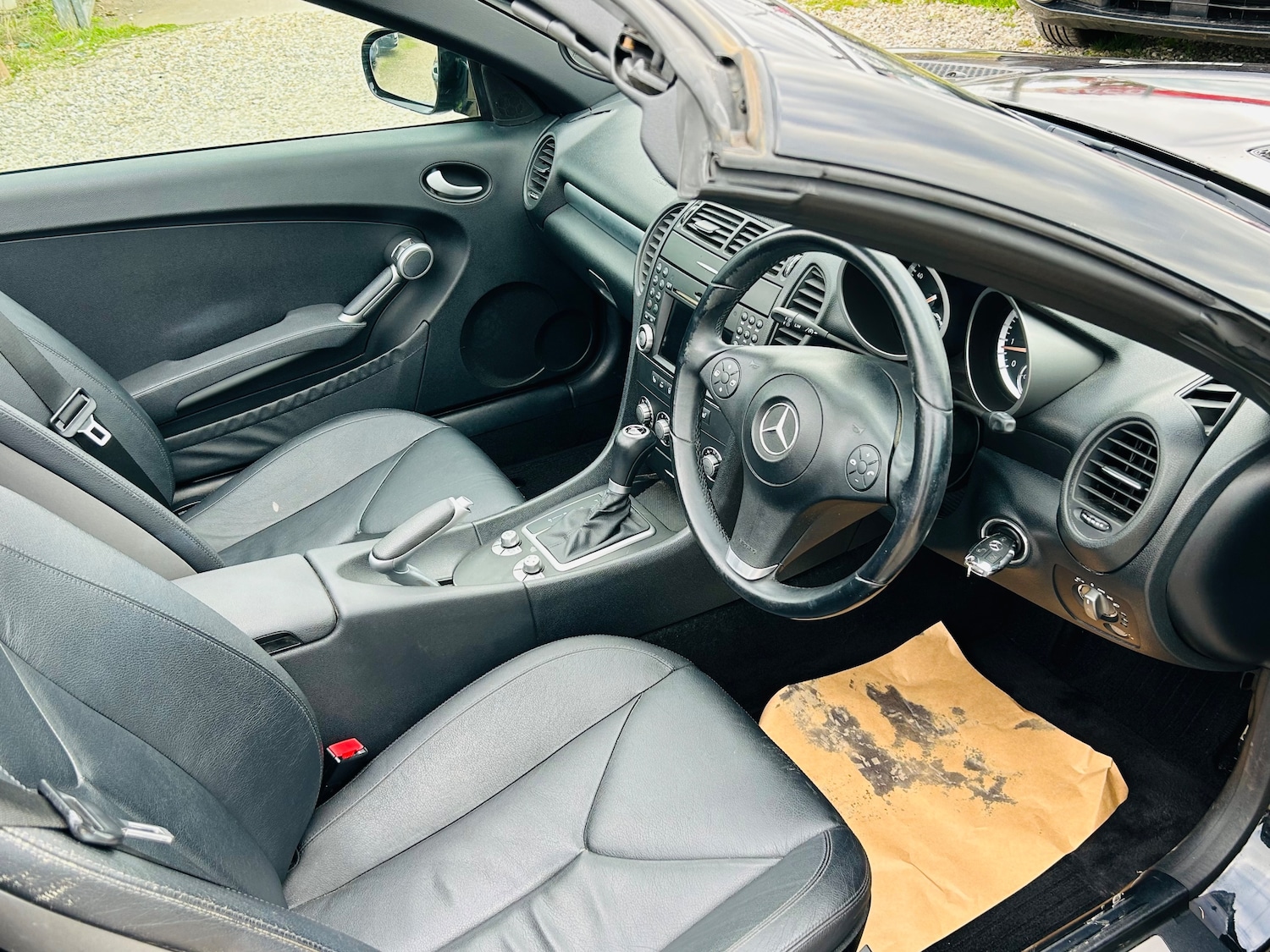 Used Mercedes-Benz SLK 2009 for sale - 76248820: Photo 3