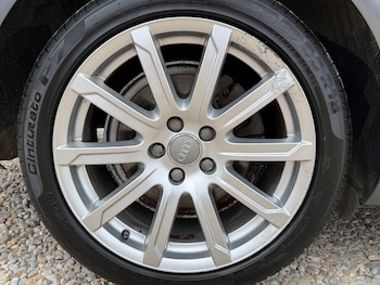 Used Audi A4 2014 for sale - 78924641: Photo
