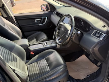 Used Land Rover Discovery Sport 2015 for sale - 79354088: Photo