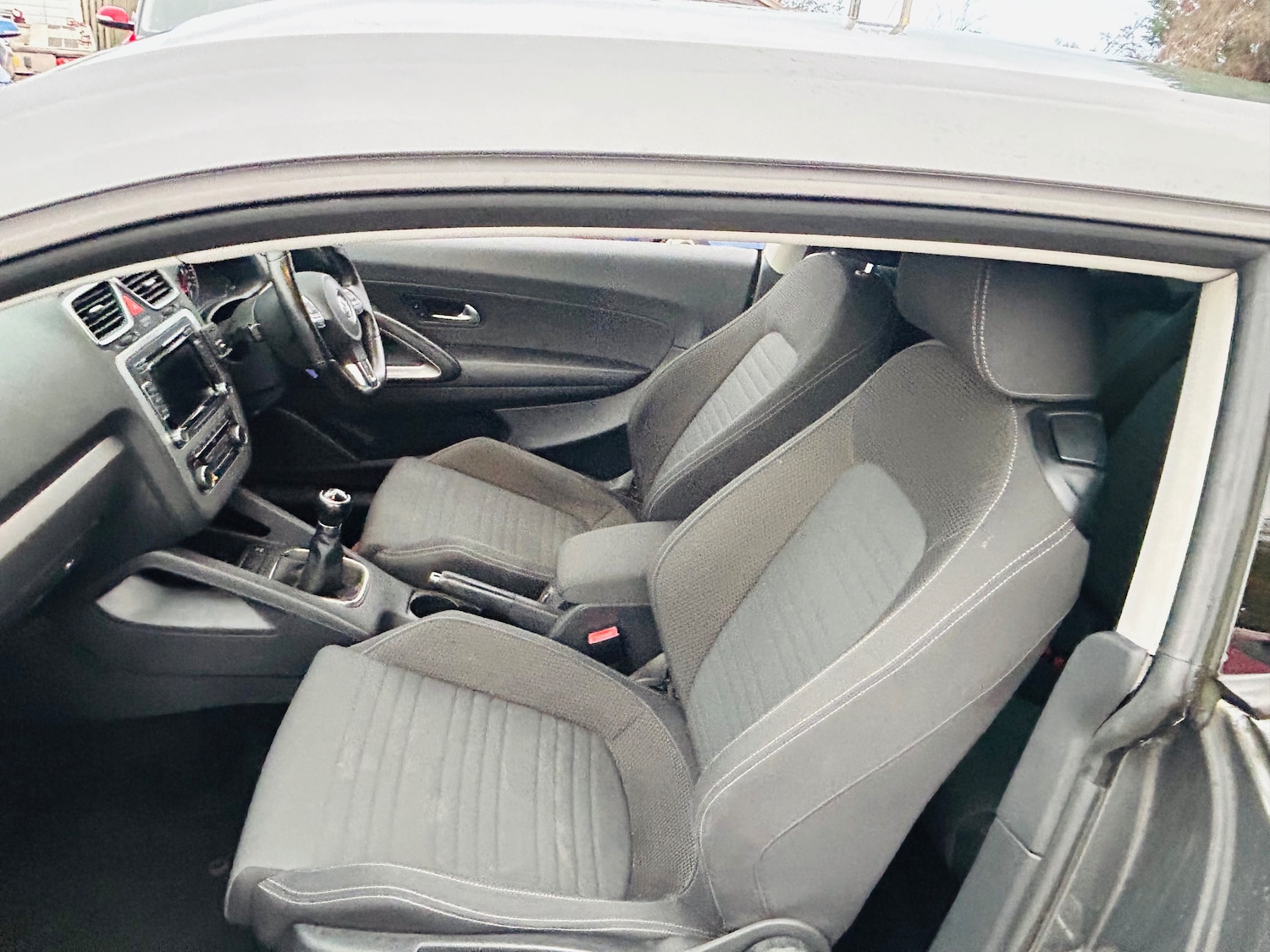 Used Volkswagen Scirocco 2011 for sale - 76731742: Photo 11