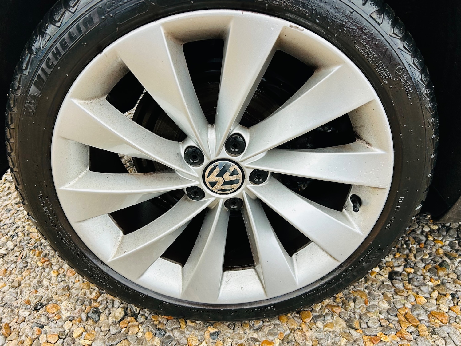 Used Volkswagen Scirocco 2011 for sale - 76731742: Photo 2