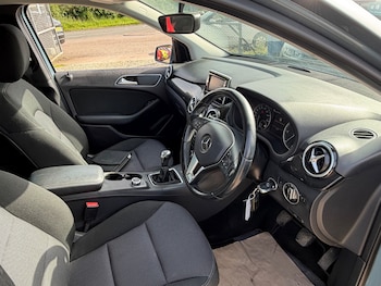 Used Mercedes-Benz B Class 2014 for sale - 78734294: Photo