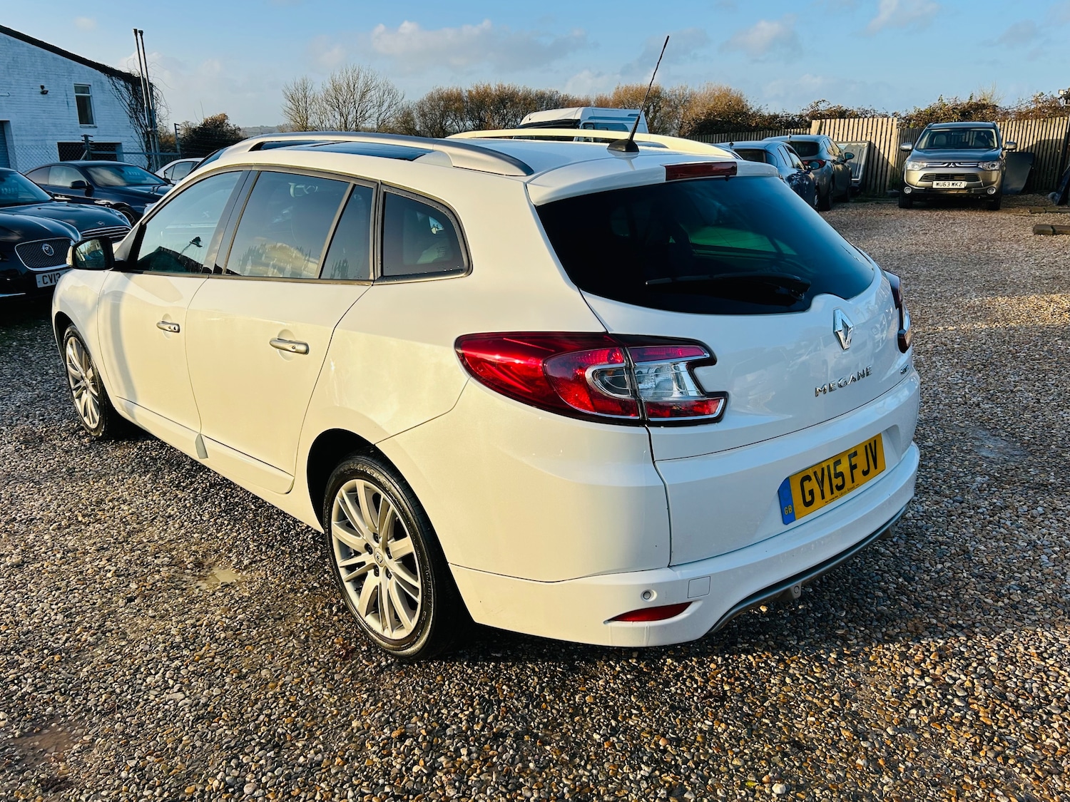 Used Renault Megane 2015 for sale - 76940164: Photo 7