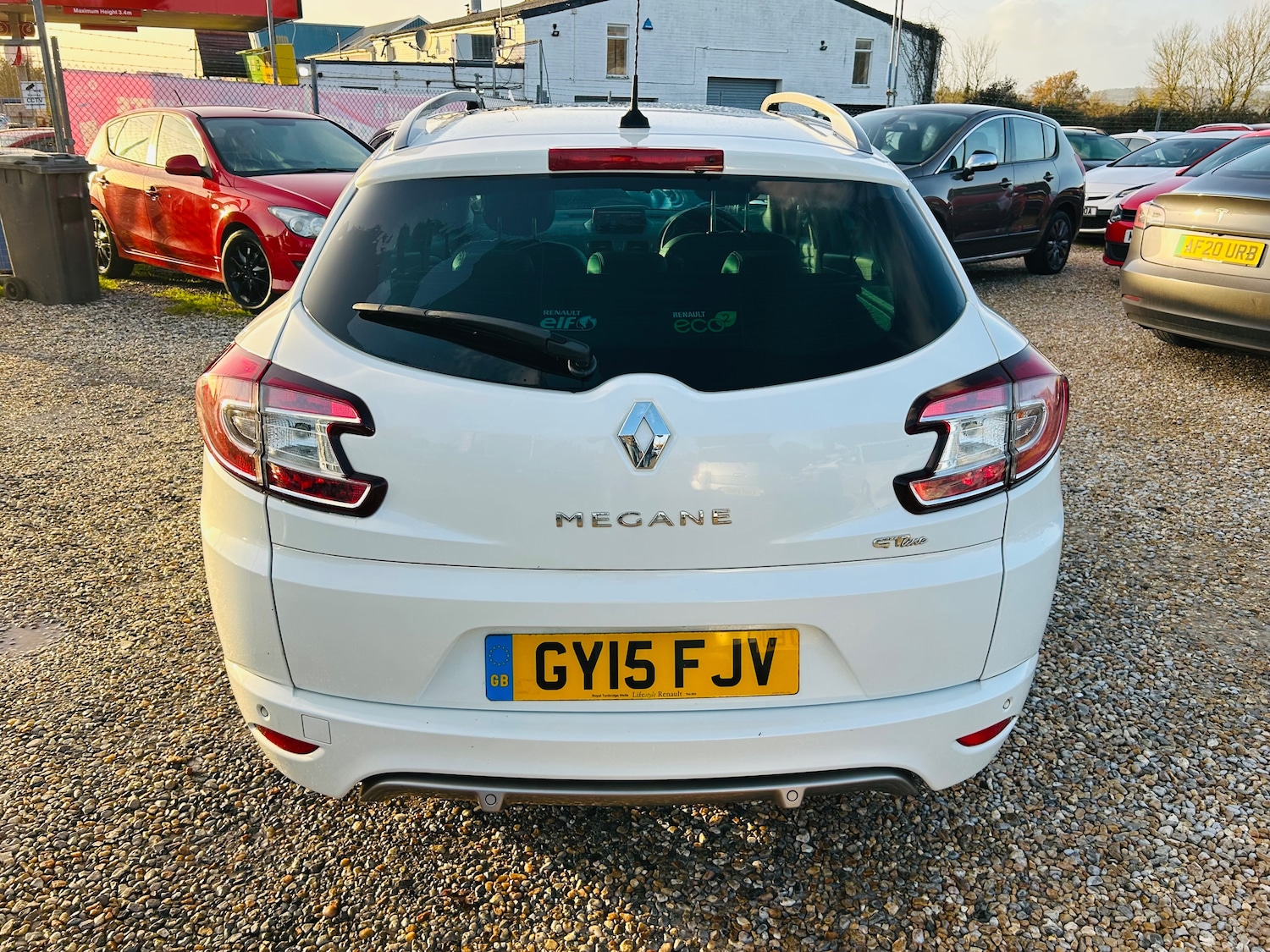 Used Renault Megane 2015 for sale - 76940164: Photo 8