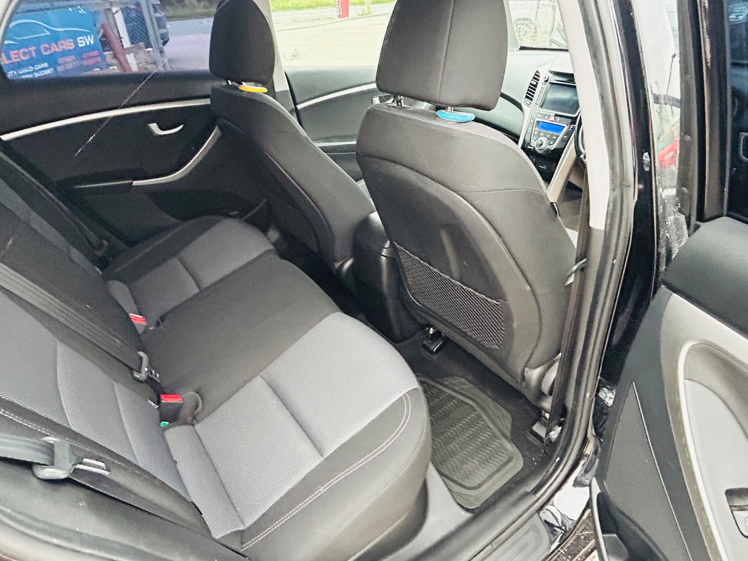 Used Hyundai i30 2014 for sale - 76155465: Photo 11