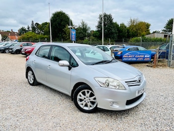 Toyota - Auris