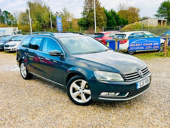 Volkswagen - Passat