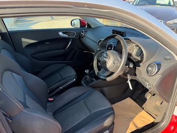 Used Audi A1 2011 for sale - 79182977: Photo