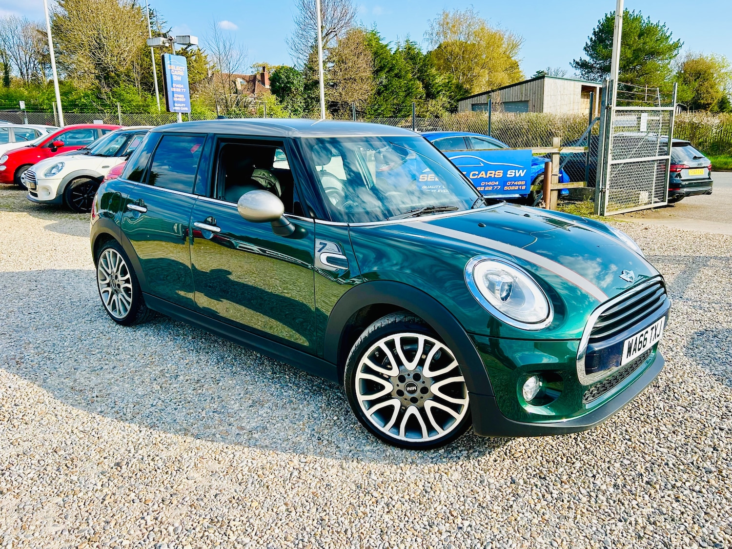 Used MINI Hatch 2016 for sale - 77054901: Photo 1