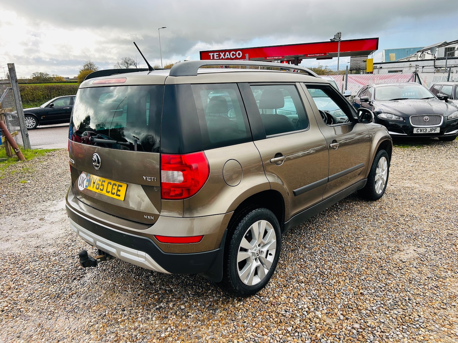 Used Skoda Yeti 2015 for sale - 76750894: Photo 9