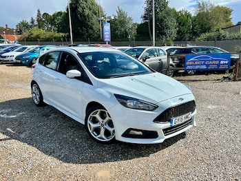 2015 (15) - 2.0T EcoBoost ST-2 Hatchback 5dr Petrol Manual Euro 6 (s/s) (250 ps)