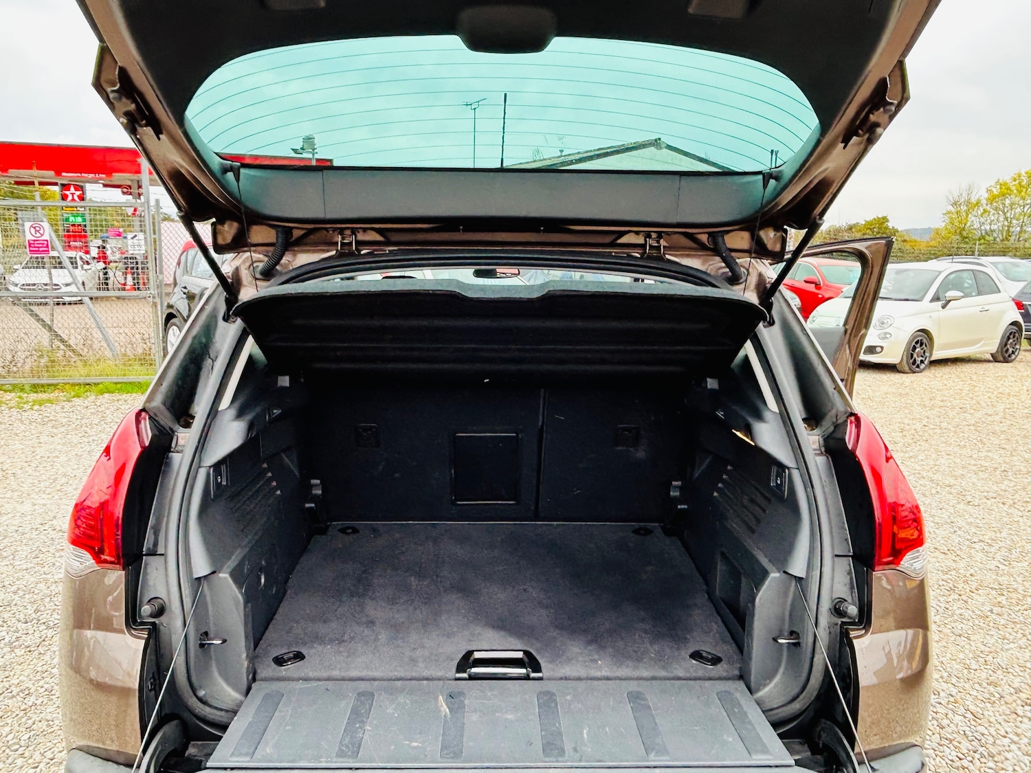 Used Peugeot 3008 2014 for sale - 76316053: Photo 13