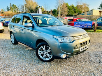 Mitsubishi Outlander feature image