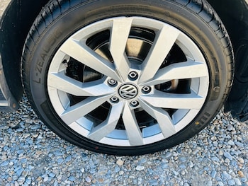 Used Volkswagen Golf 2017 for sale - 75887468: Photo