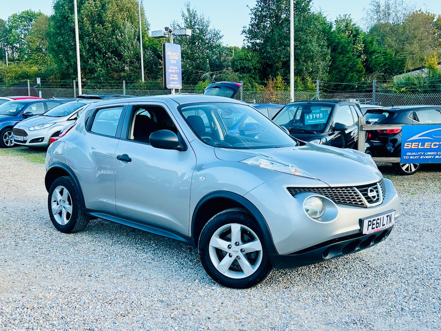Used Nissan Juke 2011 for sale - 76224928: Photo 1