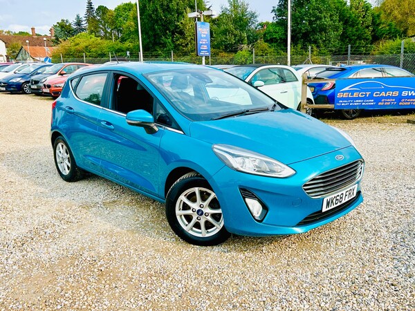 Used Ford Fiesta 2018 for sale - 75637215: Photo 1