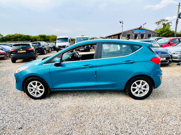 Used Ford Fiesta 2018 for sale - 75637215: Photo 6