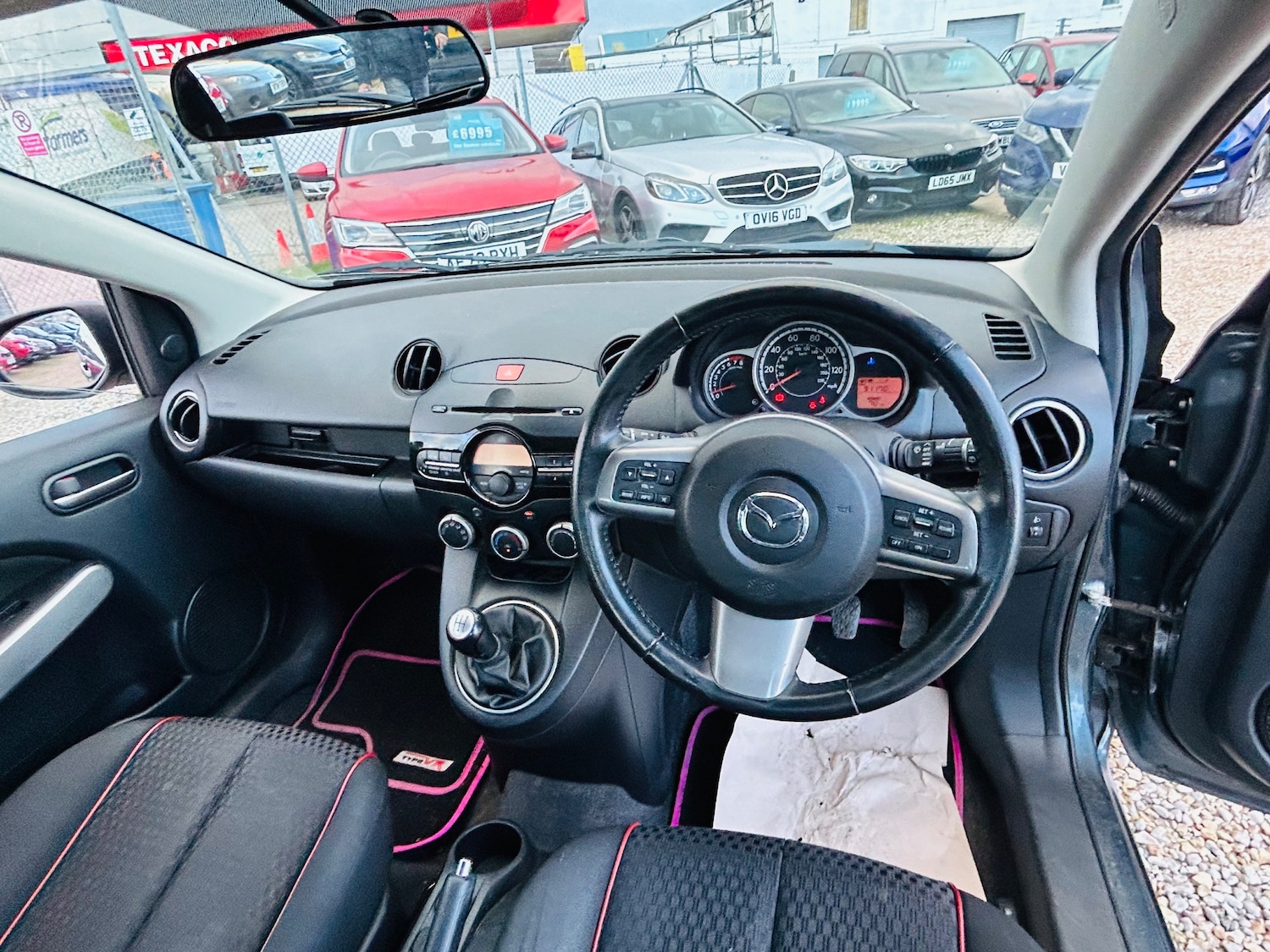 Used Mazda Mazda2 2011 for sale - 77740155: Photo 11