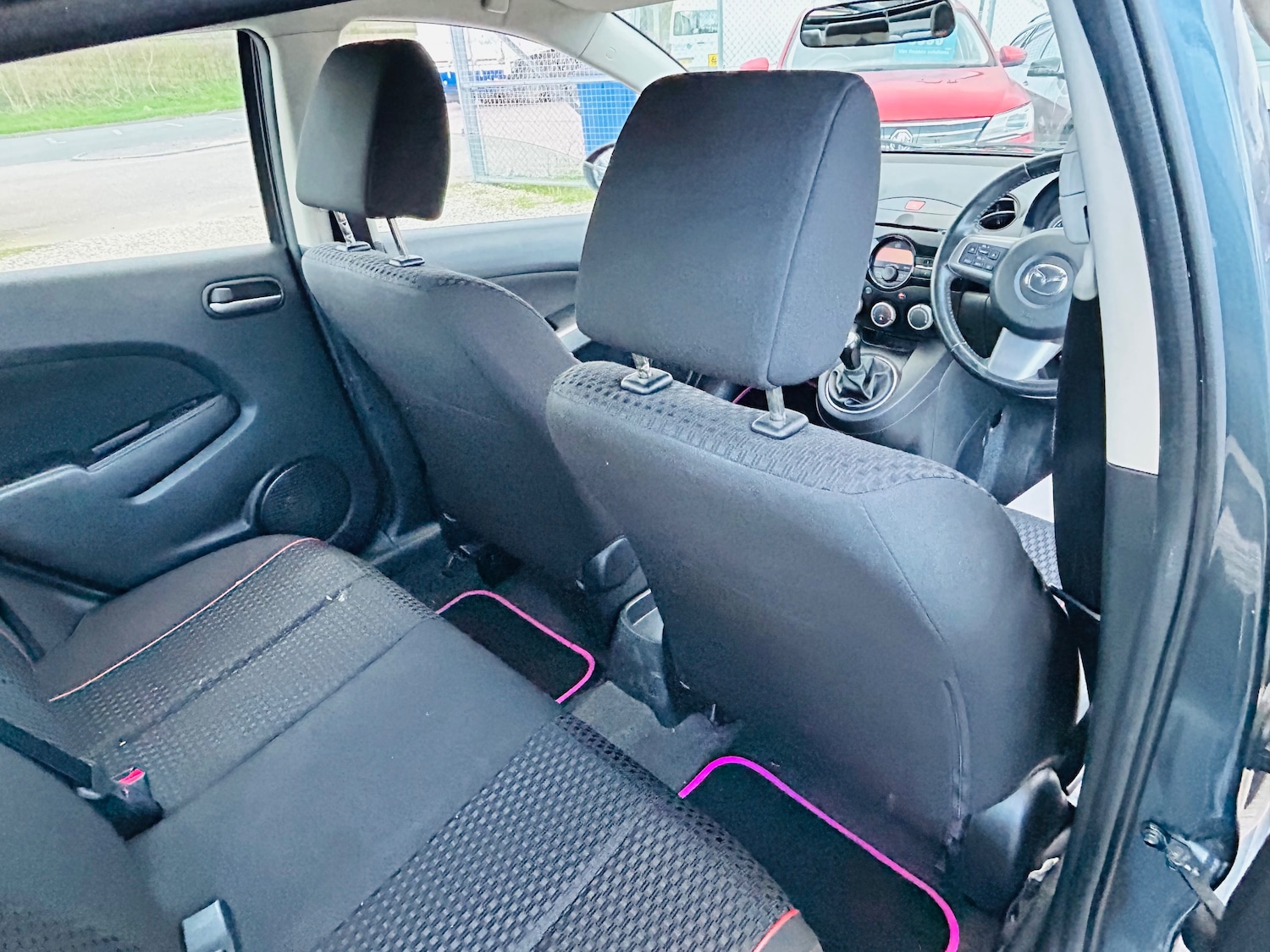 Used Mazda Mazda2 2011 for sale - 77740155: Photo 12