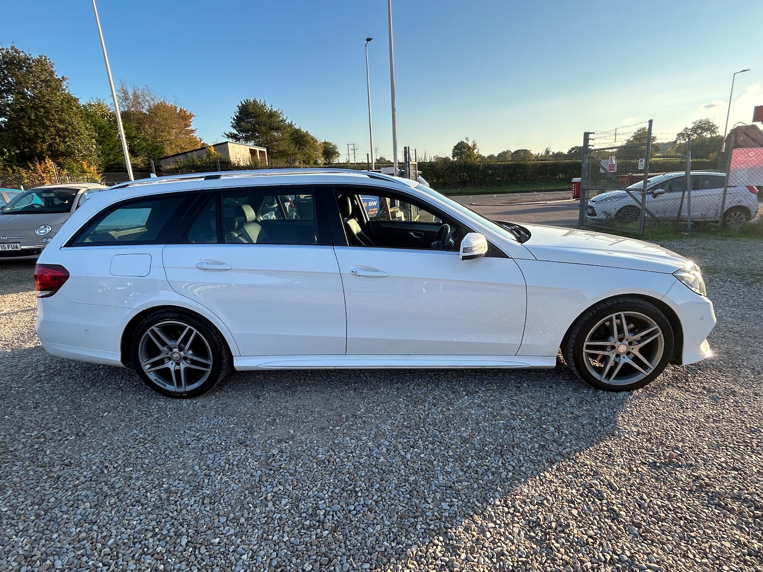 Used Mercedes-Benz E Class 2014 for sale - 76373339: Photo 10