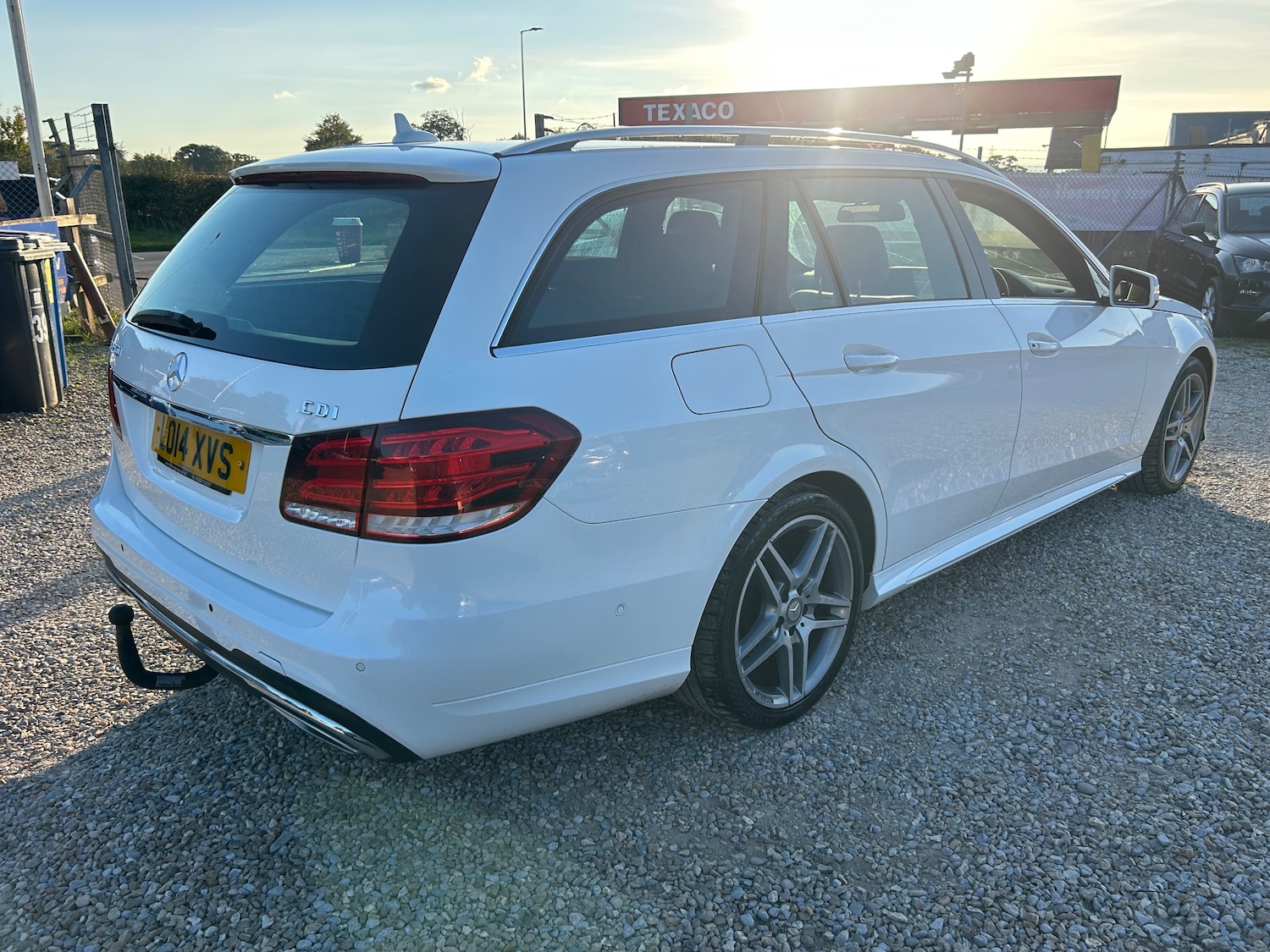 Used Mercedes-Benz E Class 2014 for sale - 76373339: Photo 9