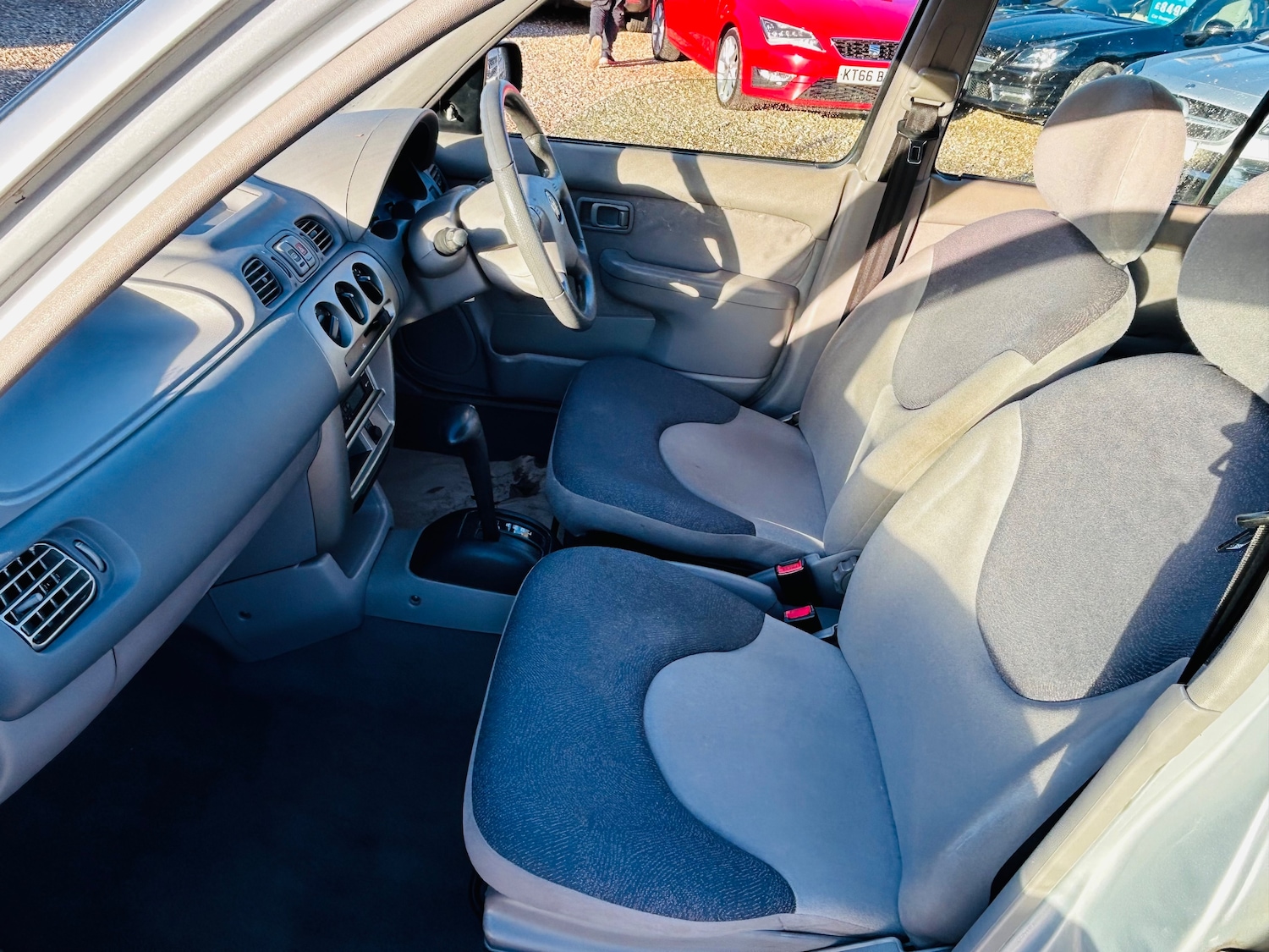 Used Nissan Micra 2002 for sale - 76804322: Photo 11