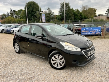 Peugeot - 208