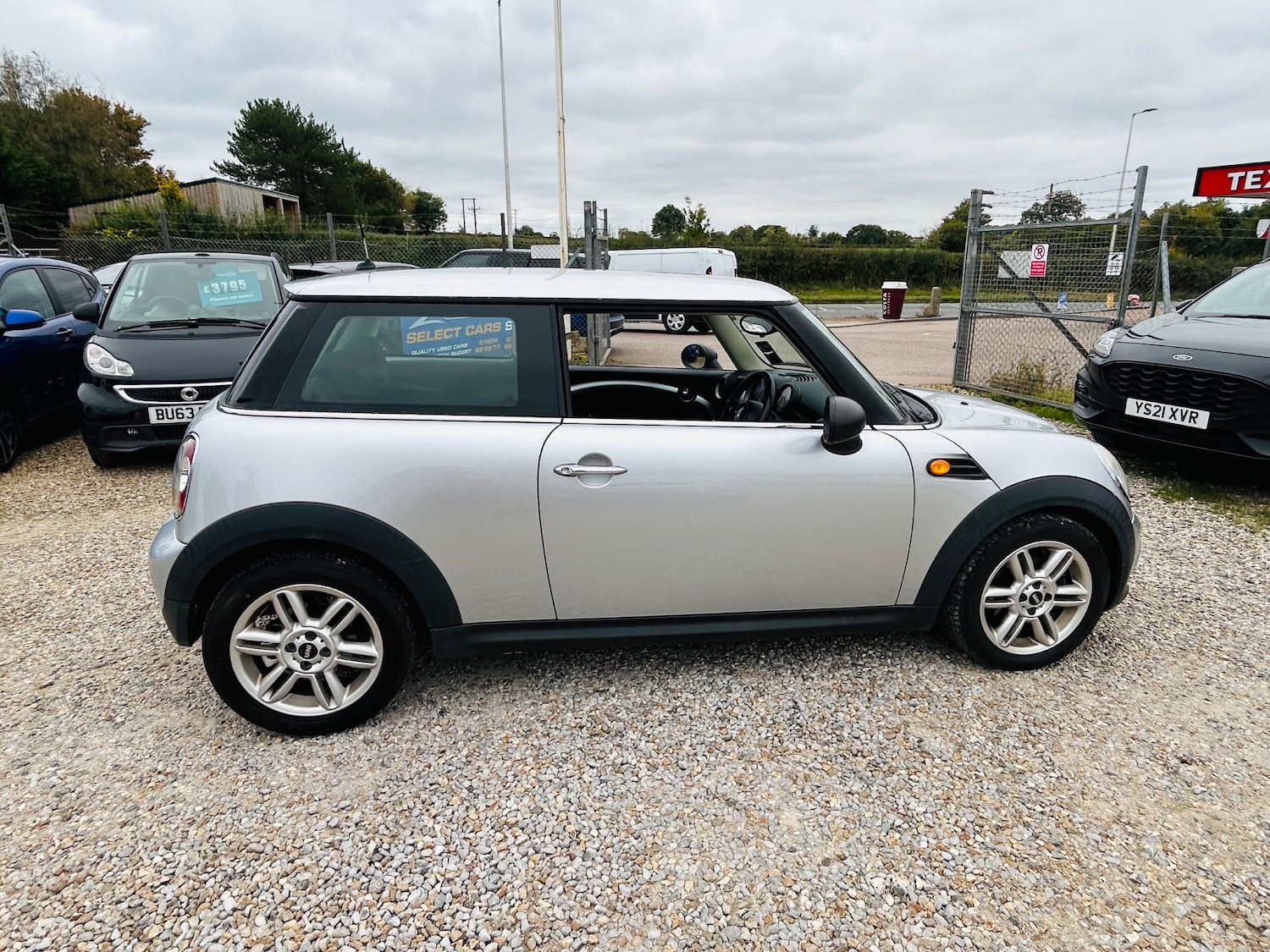 Used MINI Hatch 2010 for sale - 76373345: Photo 10