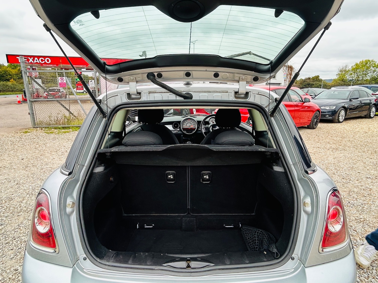 Used MINI Hatch 2010 for sale - 76373345: Photo 11