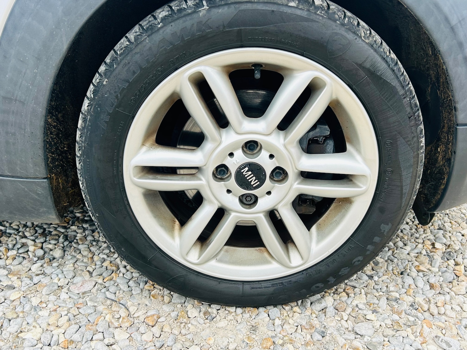 Used MINI Hatch 2010 for sale - 76373345: Photo 2