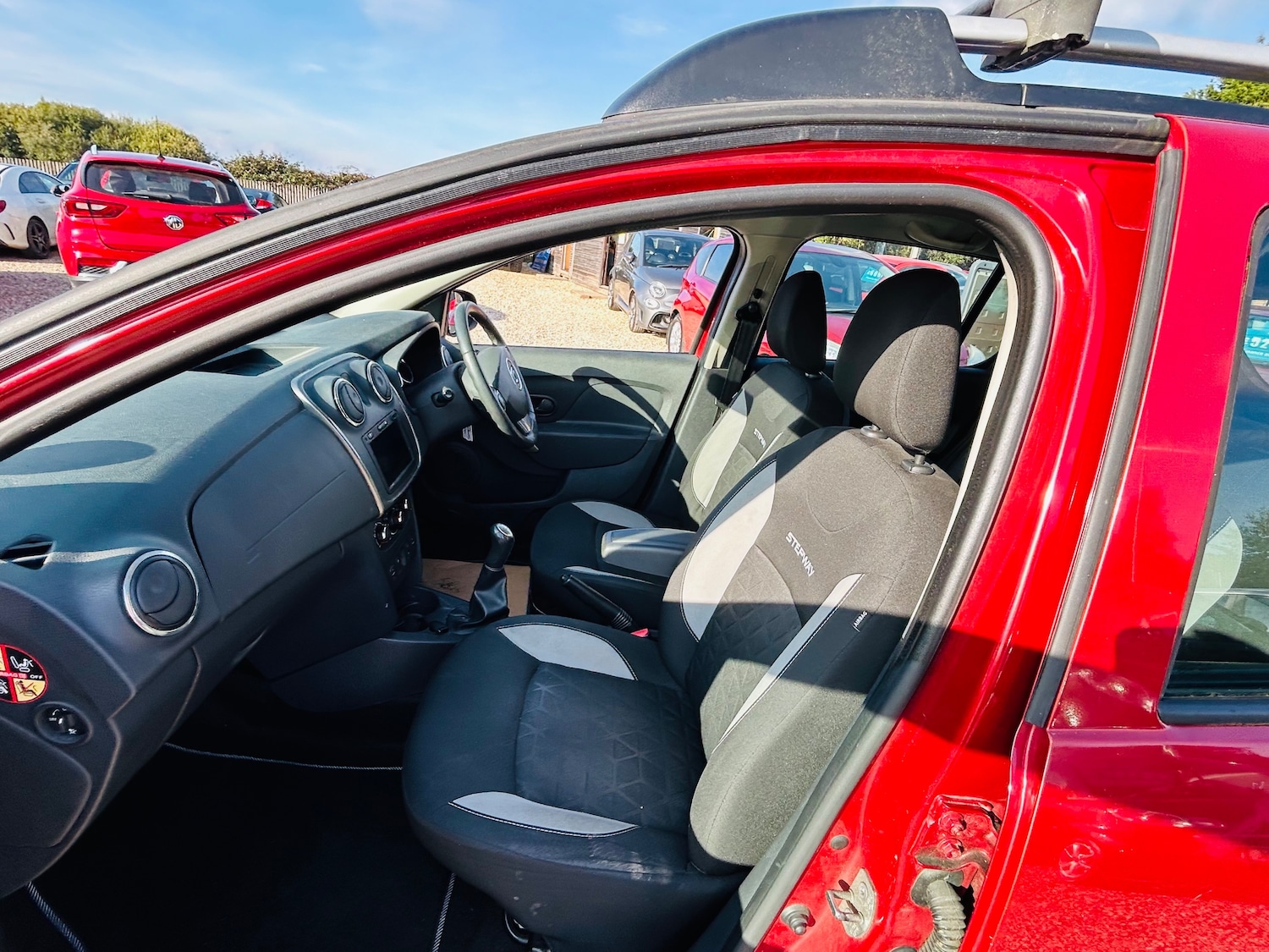 Used Dacia Sandero Stepway 2013 for sale - 76140867: Photo 12