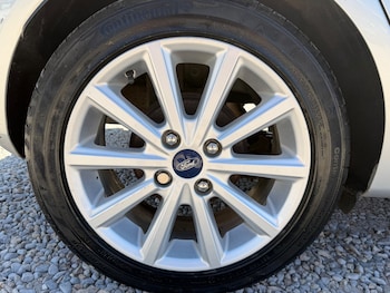 Used Ford Fiesta 2015 for sale - 79390216: Photo