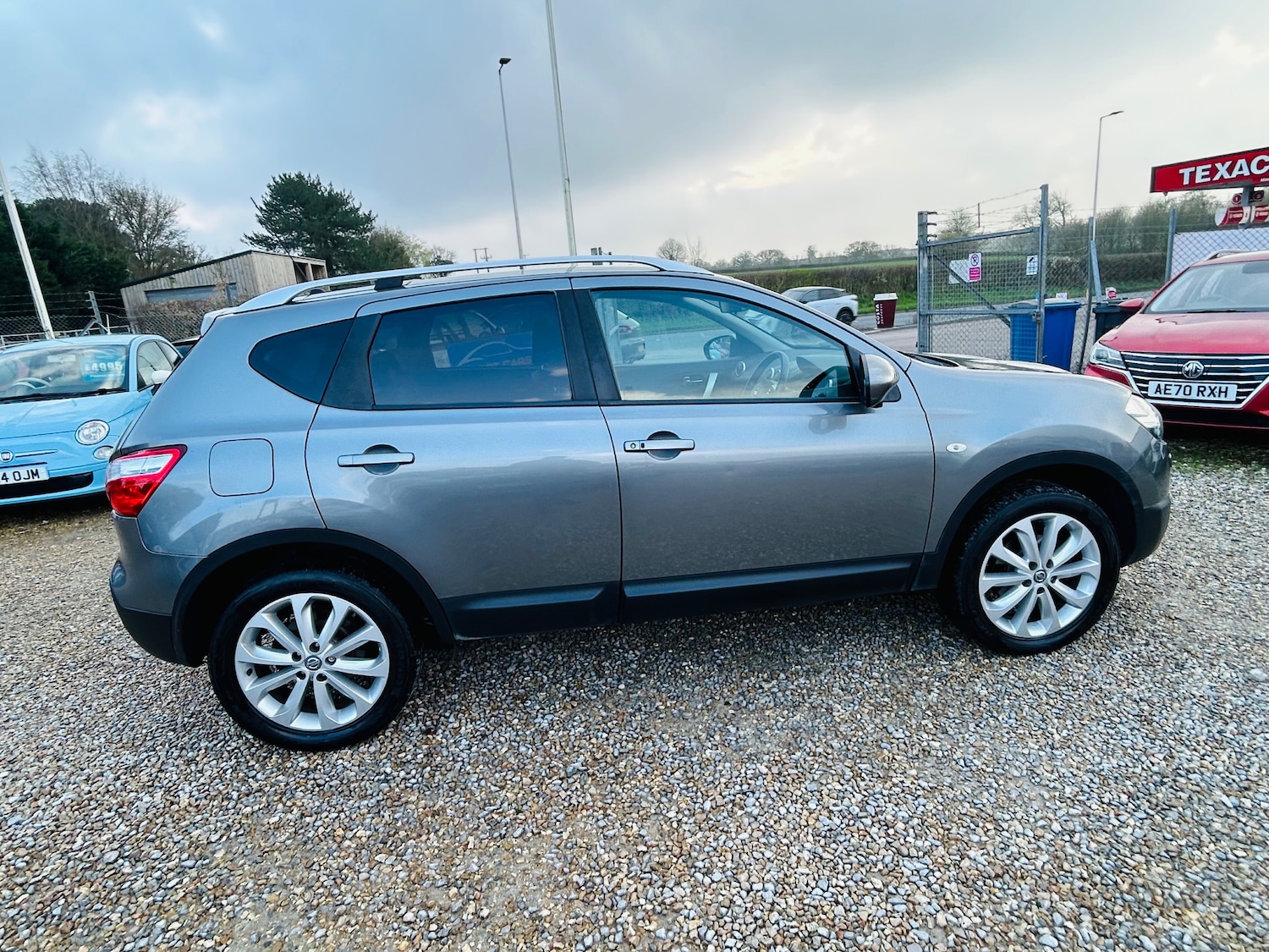 Used Nissan Qashqai 2013 for sale - 77810300: Photo 10