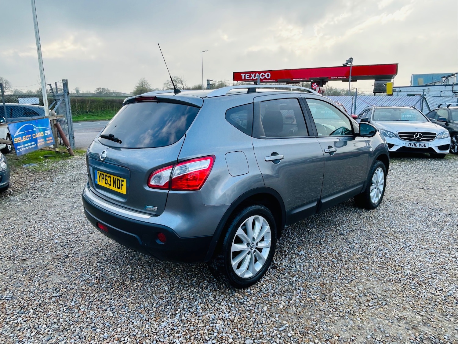 Used Nissan Qashqai 2013 for sale - 77810300: Photo 9