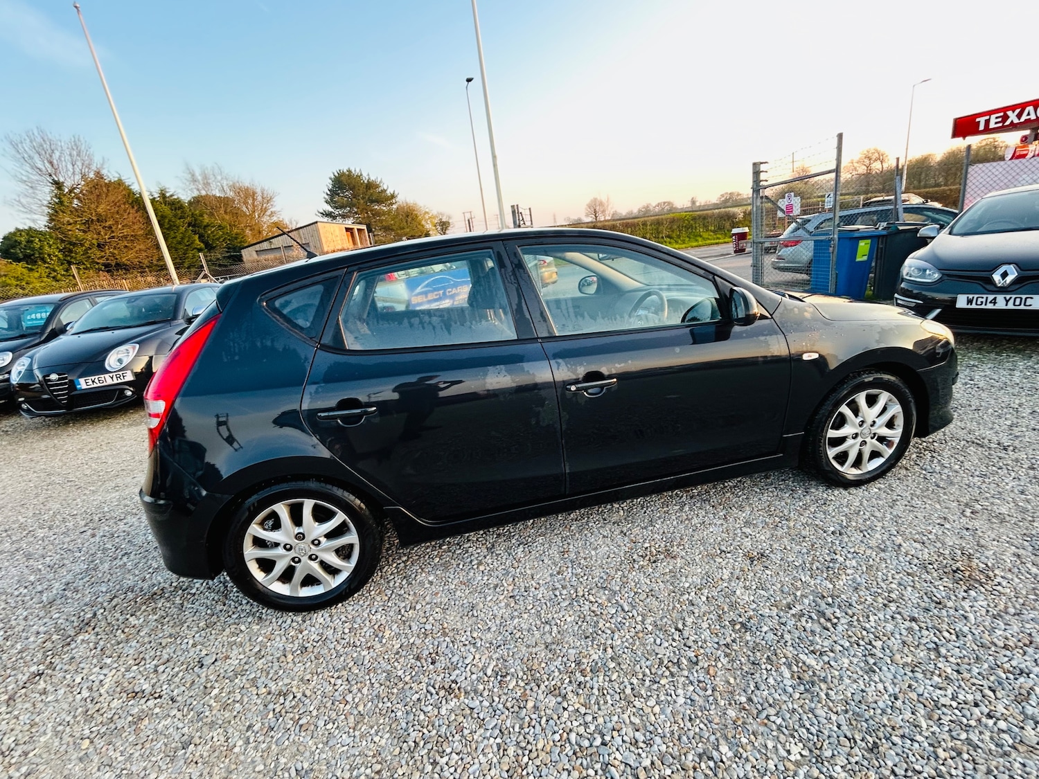 Used Hyundai i30 2010 for sale - 77971843: Photo 8