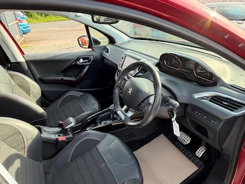 Used Peugeot 2008 2019 for sale - 78530870: Photo