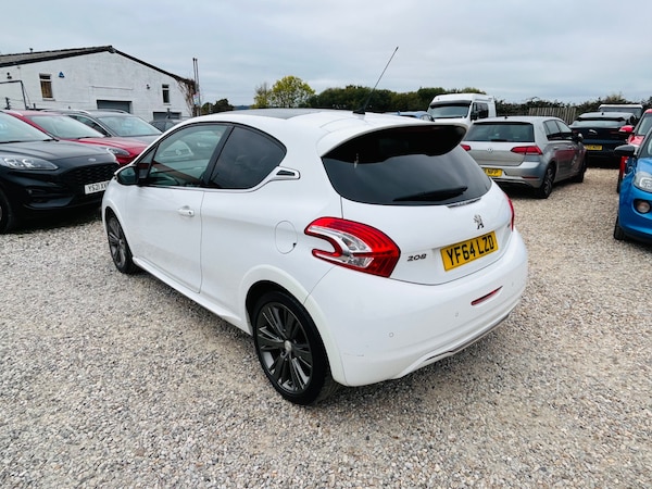 Used Peugeot 208 2014 for sale - 76298085: Photo 7