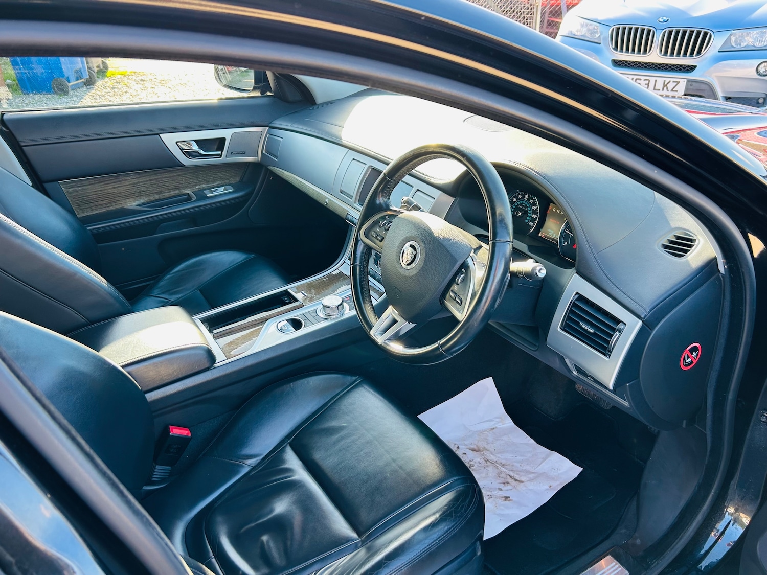 Used Jaguar XF 2013 for sale - 76635932: Photo 3