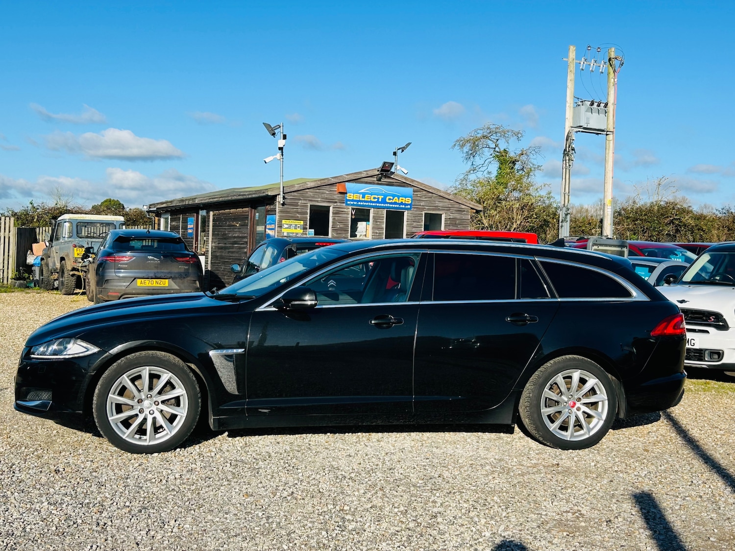 Used Jaguar XF 2013 for sale - 76635932: Photo 7