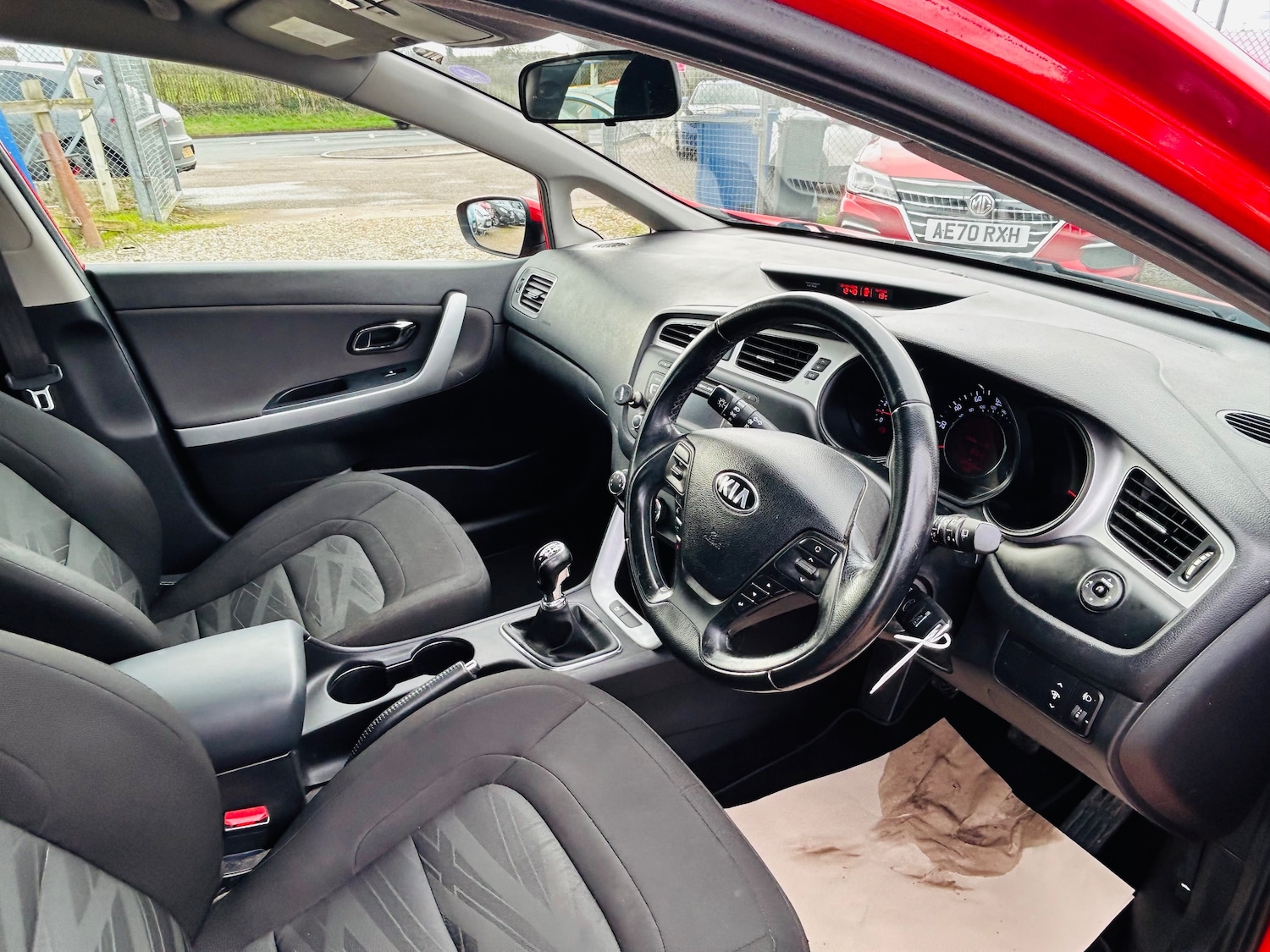 Used Kia Ceed 2015 for sale - 77631332: Photo 2