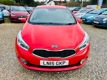 Used Kia Ceed 2015 for sale - 77631332: Photo