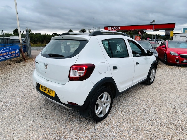 Used Dacia Sandero Stepway 2017 for sale - 75522587: Photo 9