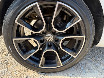 Used Volkswagen Golf 2018 for sale - 79308309: Photo