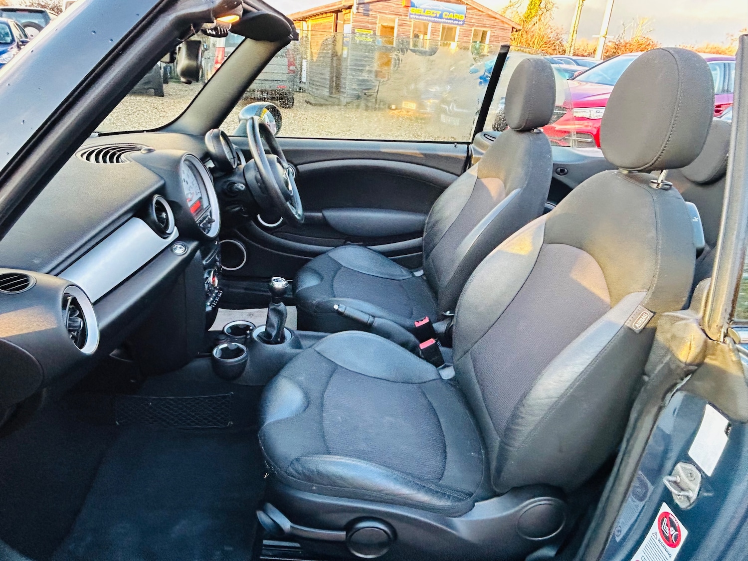 Used MINI Convertible 2010 for sale - 77397467: Photo 11