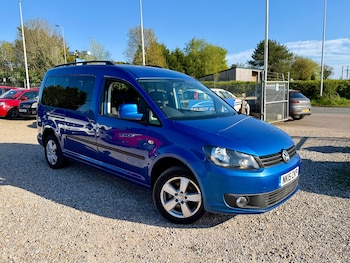 Used Volkswagen Caddy Maxi Life 2015 for sale - 78320994: Photo