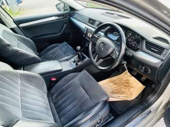 Used Skoda Superb 2016 for sale - 74791683: Photo