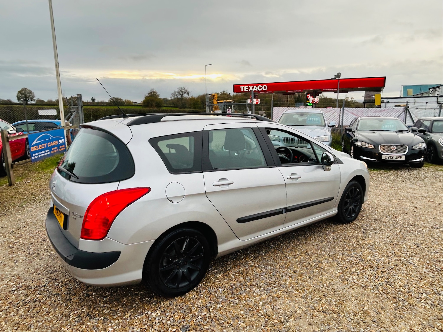 Used Peugeot 308 2012 for sale - 76928154: Photo 10