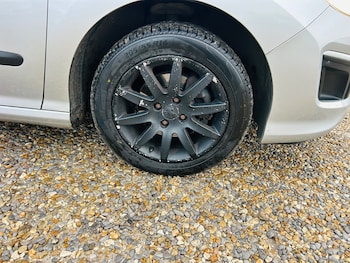 Used Peugeot 308 2012 for sale - 76928154: Photo