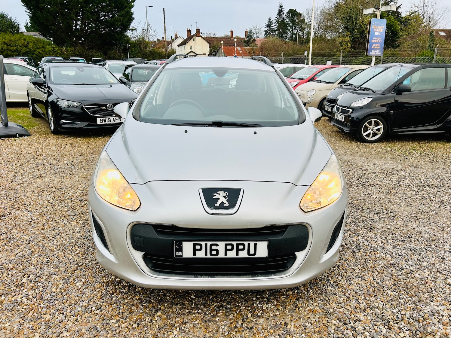 Used Peugeot 308 2012 for sale - 76928154: Photo 3