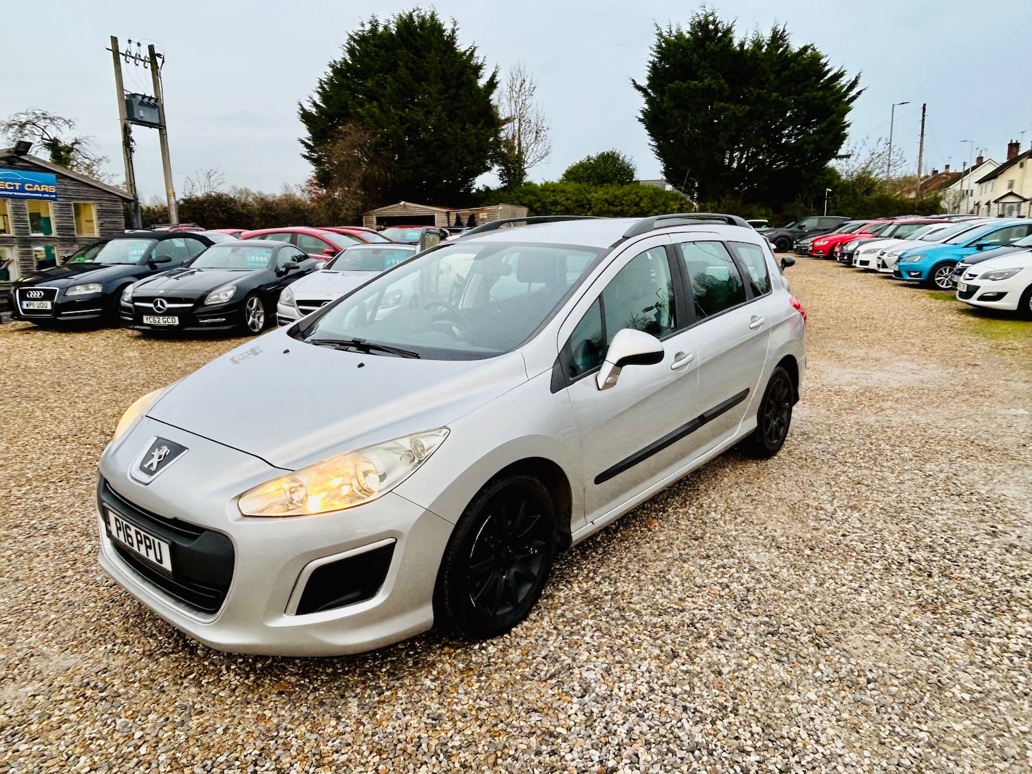 Used Peugeot 308 2012 for sale - 76928154: Photo 4
